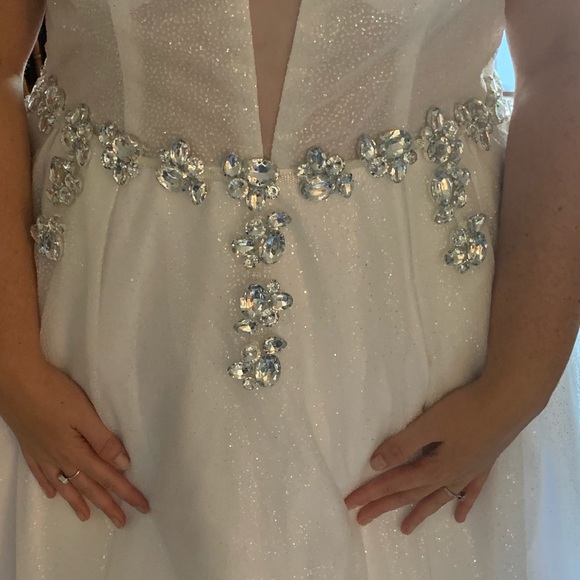 Sparkle Wedding Dress ✨ NWOT - Picture 8 of 8